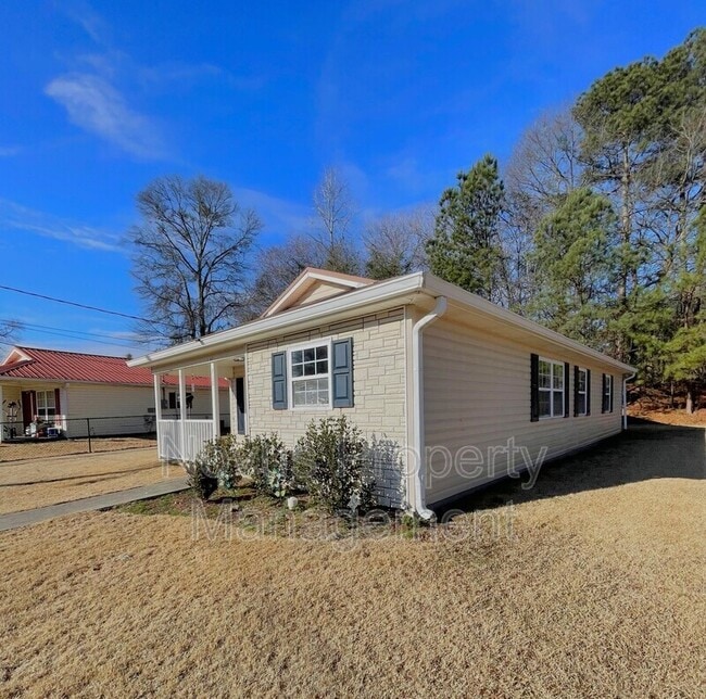 Building Photo - 316 4th St