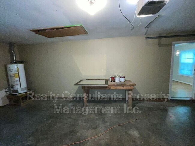 Building Photo - 6609 Poplar Grove Trail