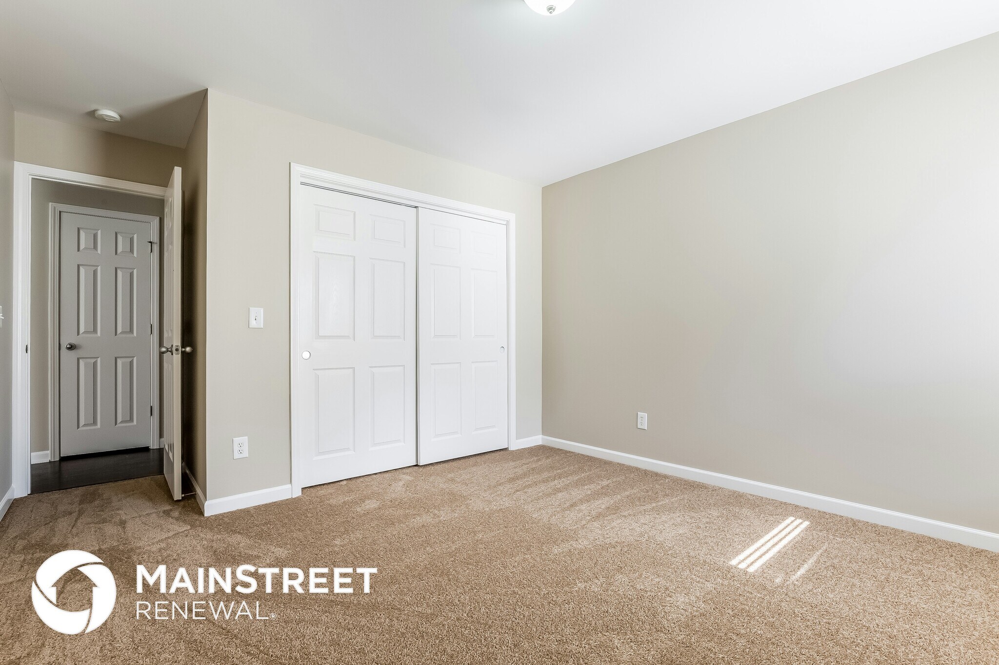 Building Photo - 422 Laurel Hills Dr