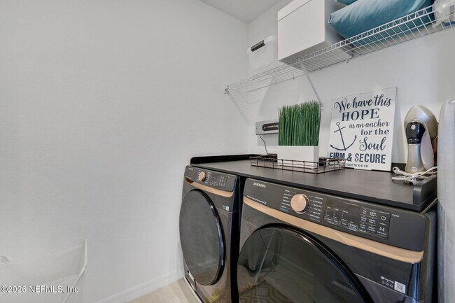 Building Photo - 72 Flintlock Ln