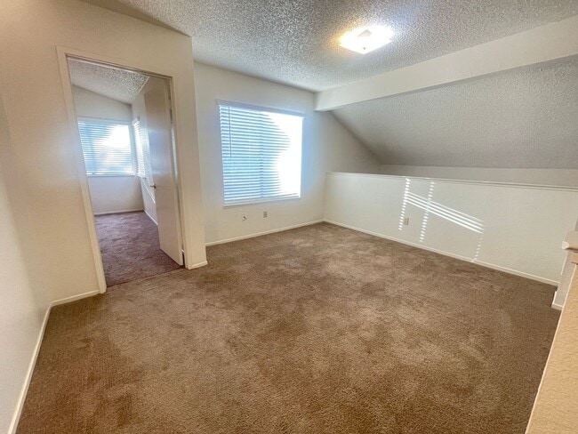 Building Photo - 3209 Ventana Hills Dr