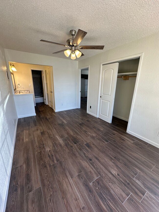 Building Photo - 109 Sasser Dr