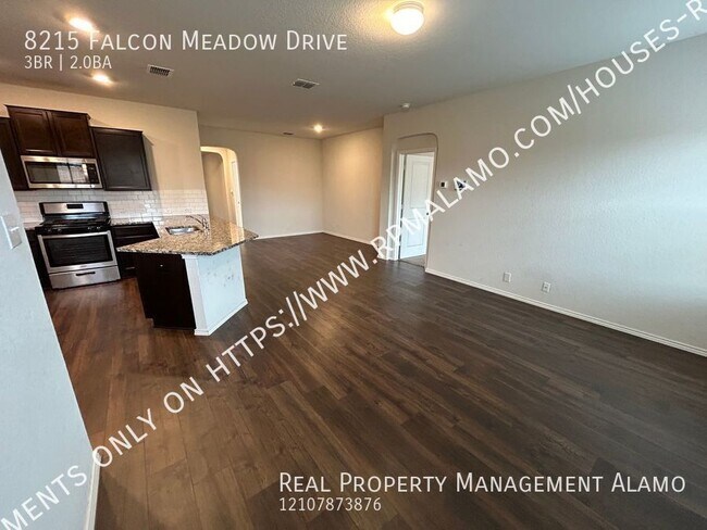 Building Photo - 8215 Falcon Meadow Dr