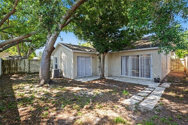 Building Photo - 13618 Laraway Dr