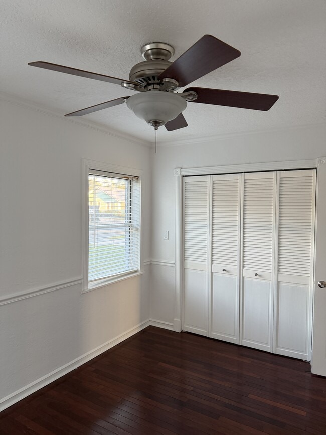 Building Photo - 3009 Oberlin Ave