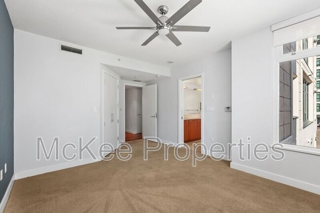 Building Photo - 1199 Pacific Hwy