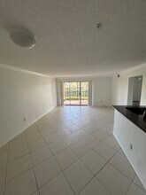Building Photo - 2400 Feather Sound Dr