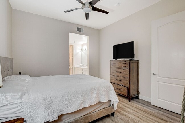 Building Photo - Luxury Guard-Gated Condo Near Las Vegas Blvd with Resort-Style Amenities!