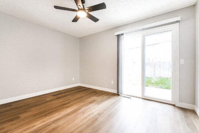 Building Photo - 17641 E Temple Dr