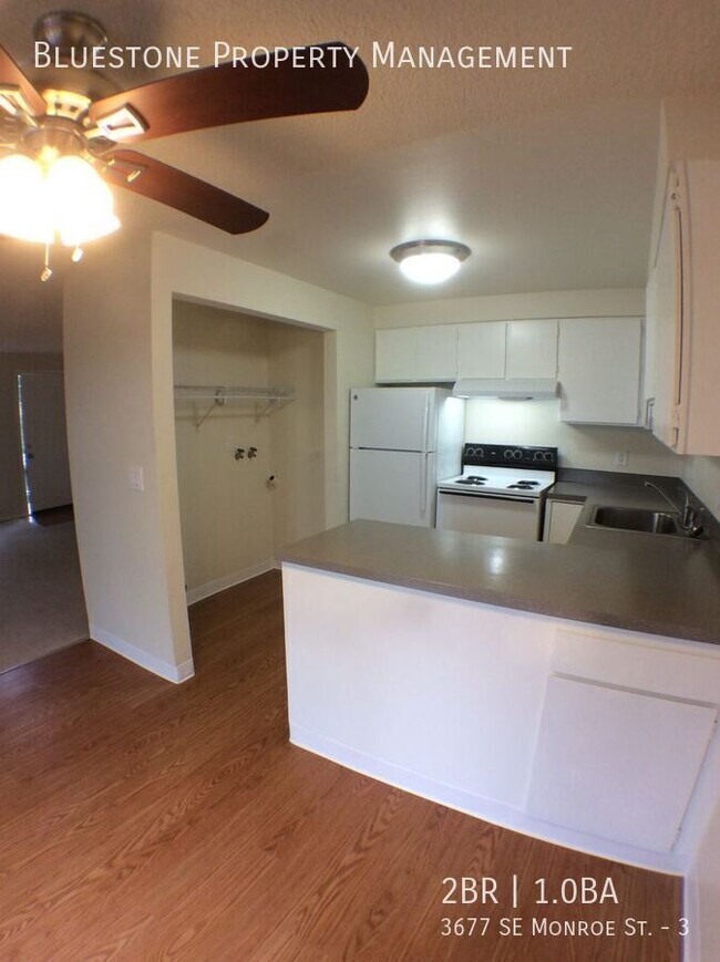 Building Photo - 3677 SE Monroe St