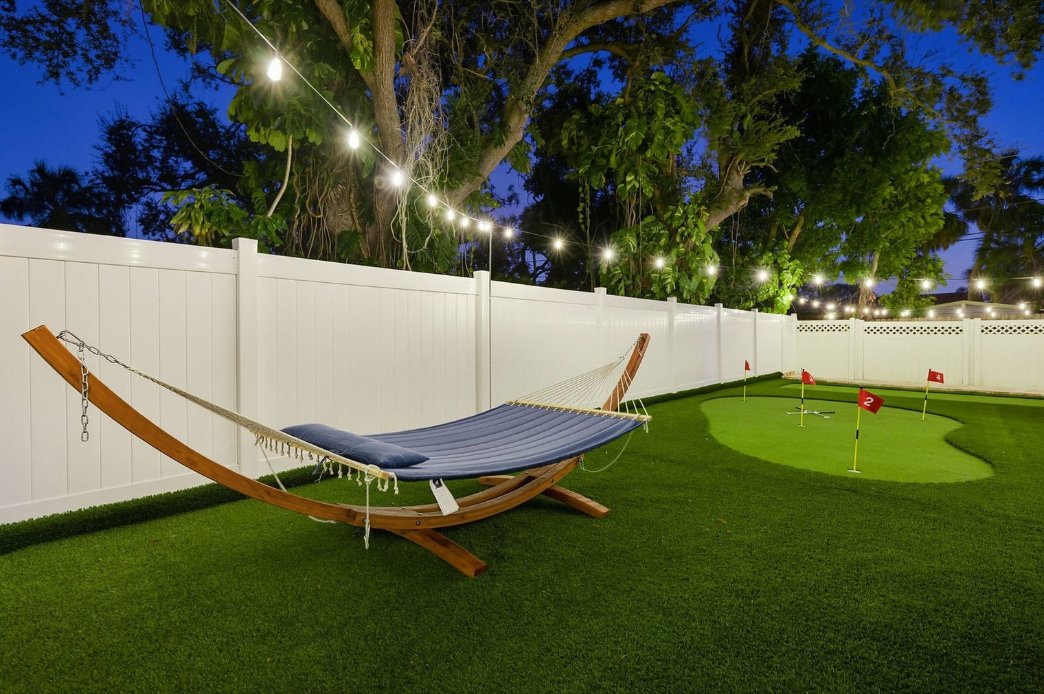 Building Photo - 4907 21st Ave W