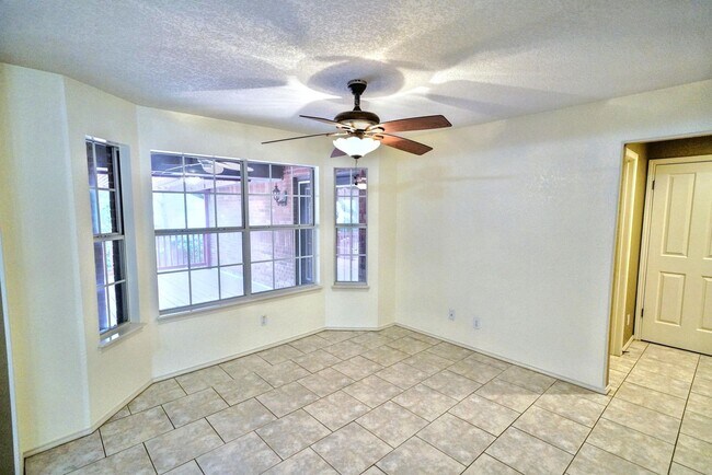 Building Photo - Executive Home in Greenshire with Luxurious Updates and Spacious Outdoor Living - Agent Commissio...