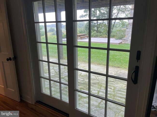 Building Photo - 3317 Black Rock Rd