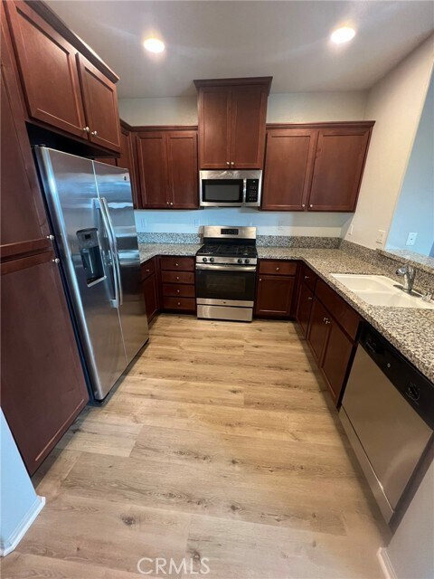 Building Photo - 16001 Chase Rd