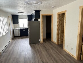 Building Photo - 220 Virginia Dr