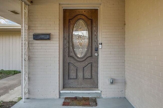 Building Photo - 4313 Bonnie Dr