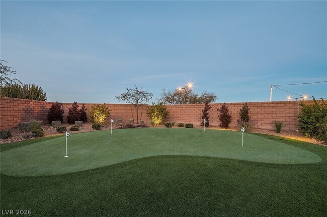 Building Photo - 18 Garden Rain Dr