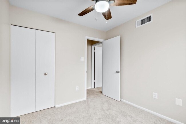 Building Photo - 5842 Holly Hock Pl