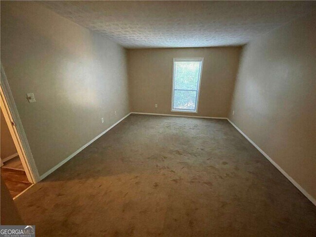 Building Photo - 803 Wynnes Ridge Cir SE