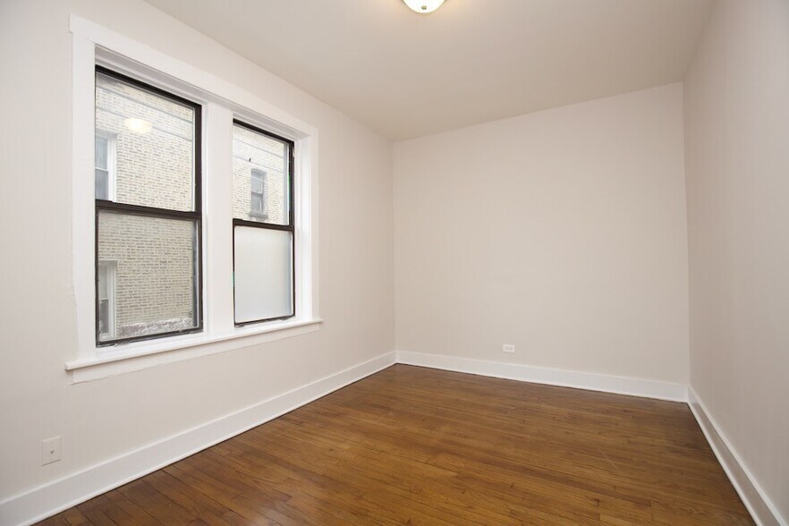 Building Photo - 1534 N Kedzie Ave