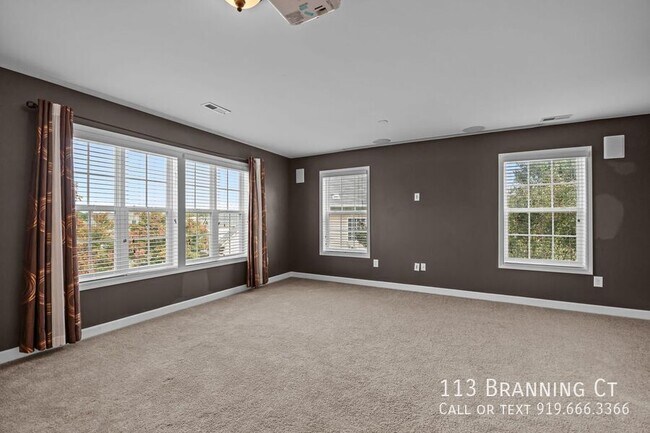Building Photo - 113 Branning Ct