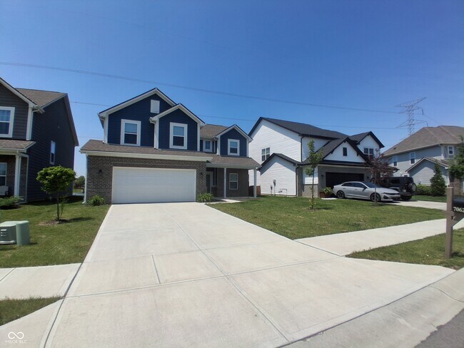 Primary Photo - 7062 English Oak Dr