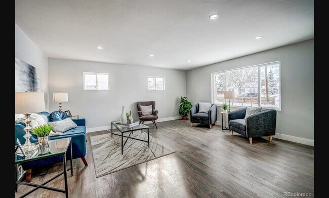 Building Photo - 3240 Dexter St