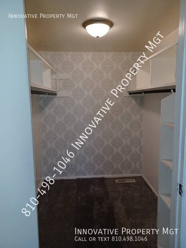 Building Photo - 1150 Peachtree Dr
