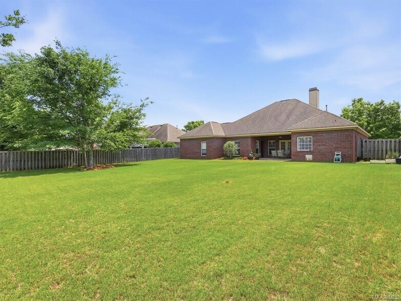 Building Photo - 8843 Marston Way
