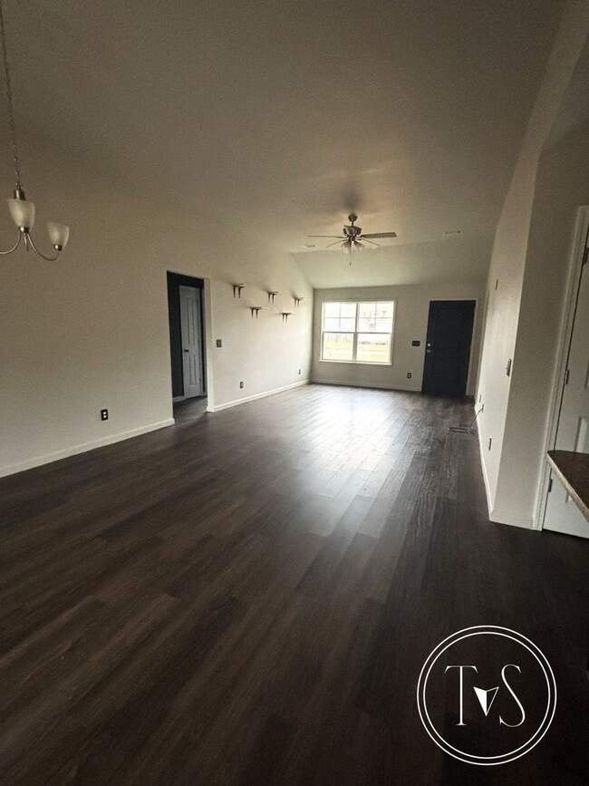 Building Photo - Updated 3 Bedroom Home in Persimmon Estates subdivision of Ludowici, GA