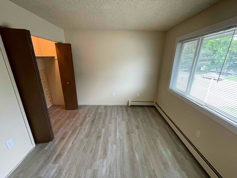 Building Photo - 324 Moccasin Trail