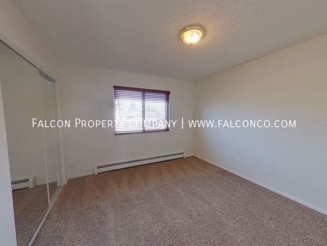 Building Photo - 4725 Picturesque Dr