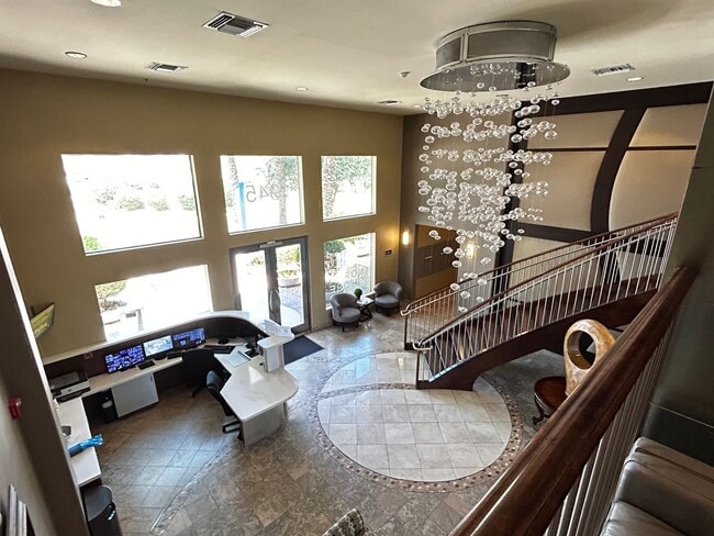 Building Photo - 2 Bed 2 Bath Furnished Condo Tempe Resort-...