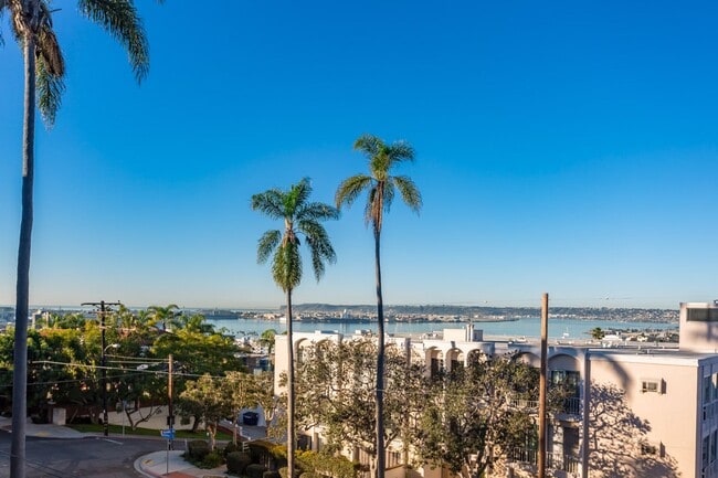 Building Photo - Stunning Bay View Condo in Bankers Hill