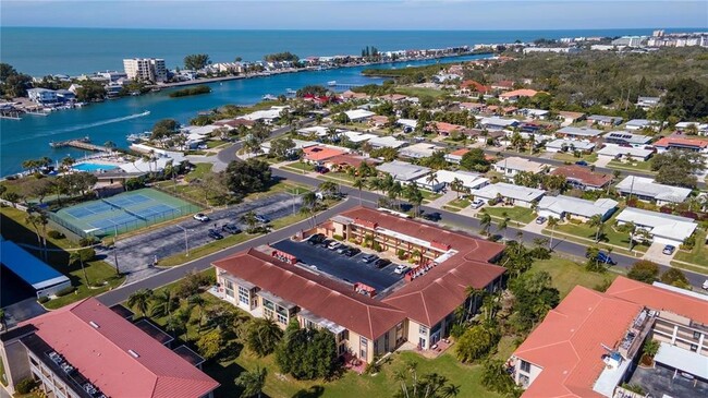 Building Photo - 10351 Regal Dr