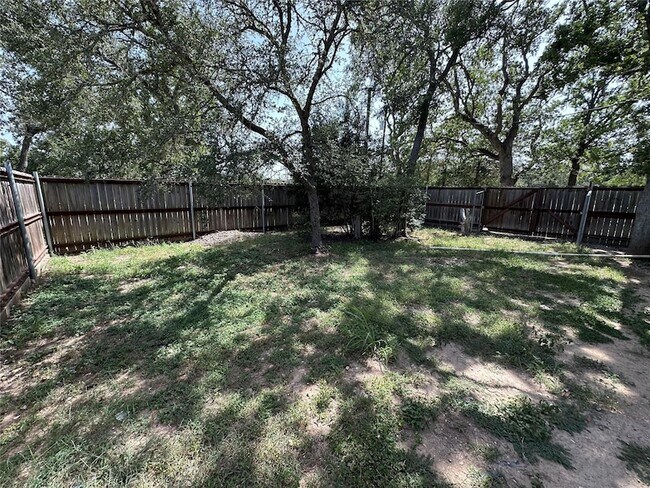 Building Photo - 161 FM1209