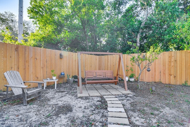 Building Photo - 7100 6th Ave N