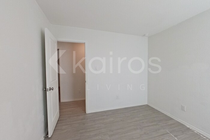 Building Photo - 14318 Calaveras Creek