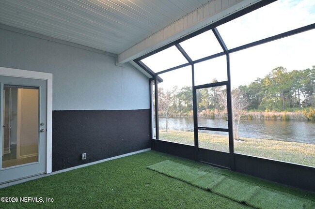 Building Photo - 353 Ponderosa Dr