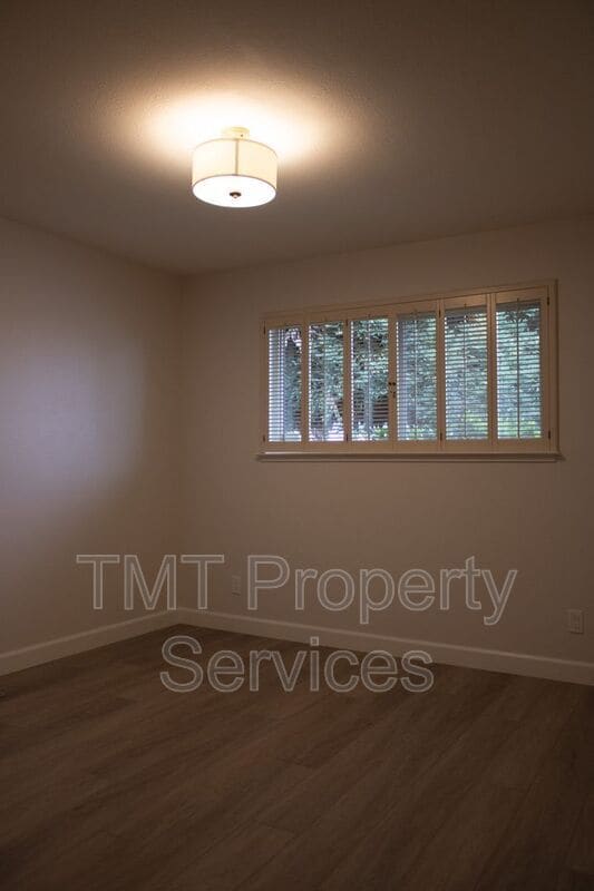 Building Photo - 6940 McQuillan Cir