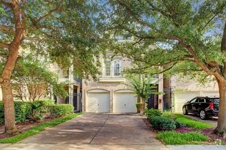 Building Photo - 5441 Fairdale Ln