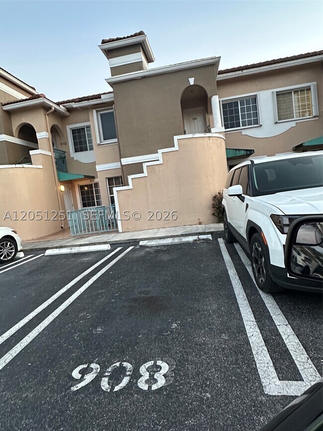 Building Photo - 6466 SW 130th Pl