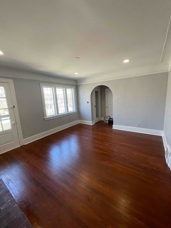 Building Photo - 4221 Buena Vista St