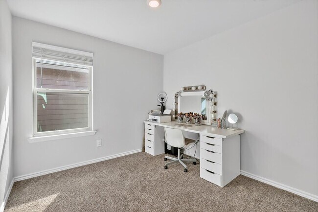 Building Photo - 1818 Secretariat Dr