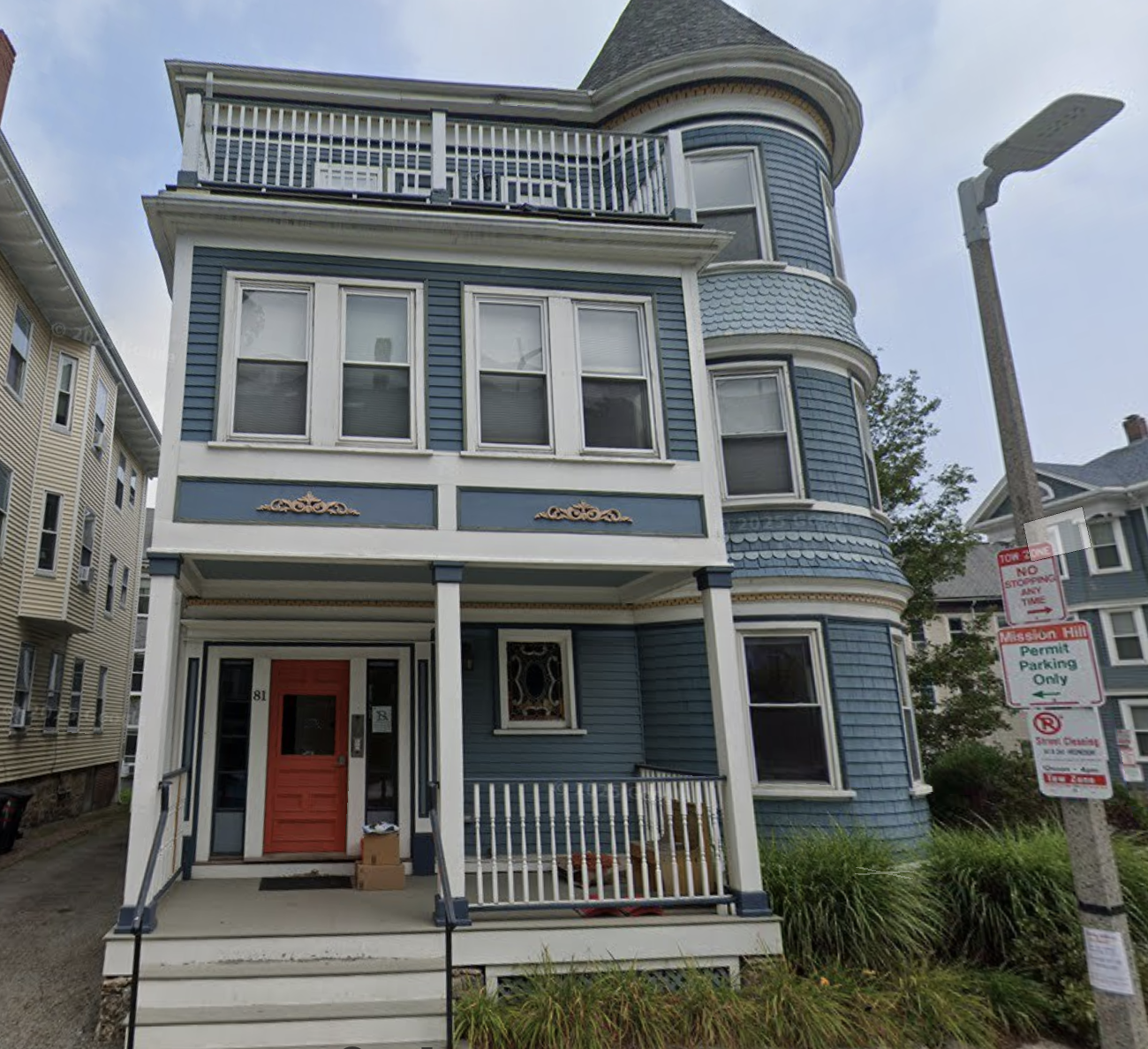 Building Photo - 83 Hillside St