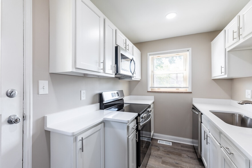 Building Photo - 4111 Jud Dr