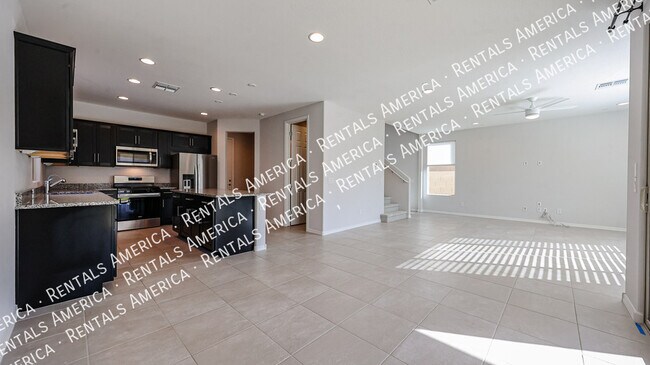 Building Photo - 17611 W Missouri Ave