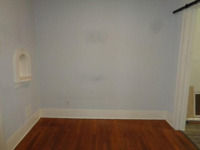 Building Photo - 401 W Clay St