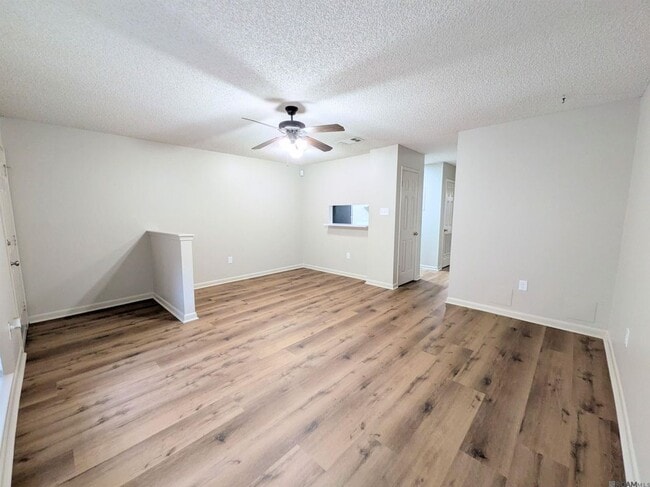 Building Photo - 5233J Butter Creek Ln