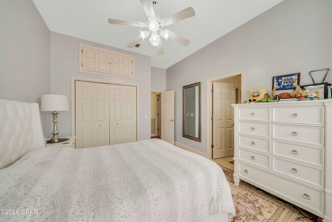 Building Photo - 303 Wood Trail